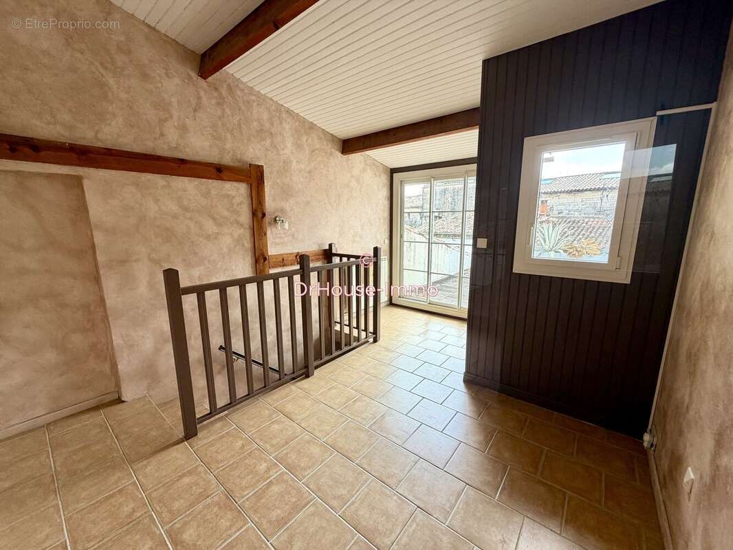 Maison 86 m² à Pignan  - photo 16
