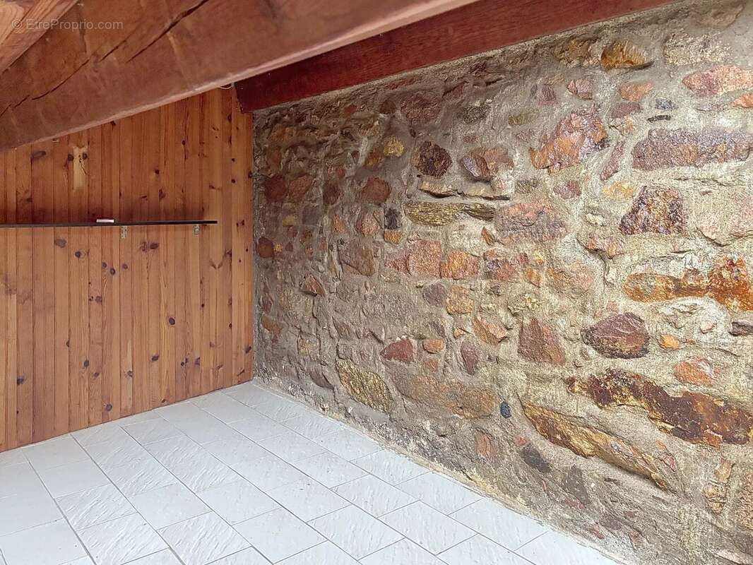 Appartement à LES ADRETS-DE-L'ESTEREL