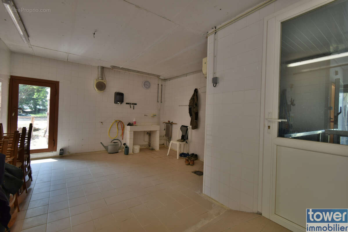 Proche Bergerac belle propriété de 4 hectares, demeure en pierre avec dépendances - photo 28