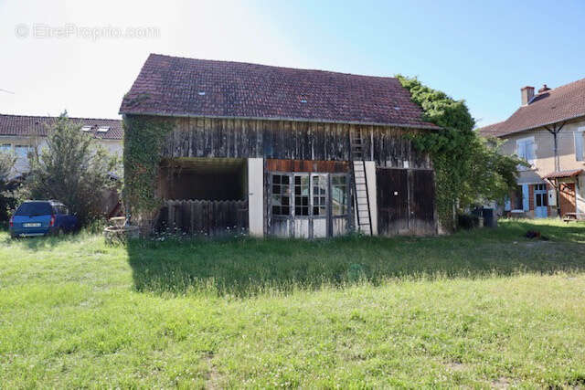Appartement à SANCERGUES