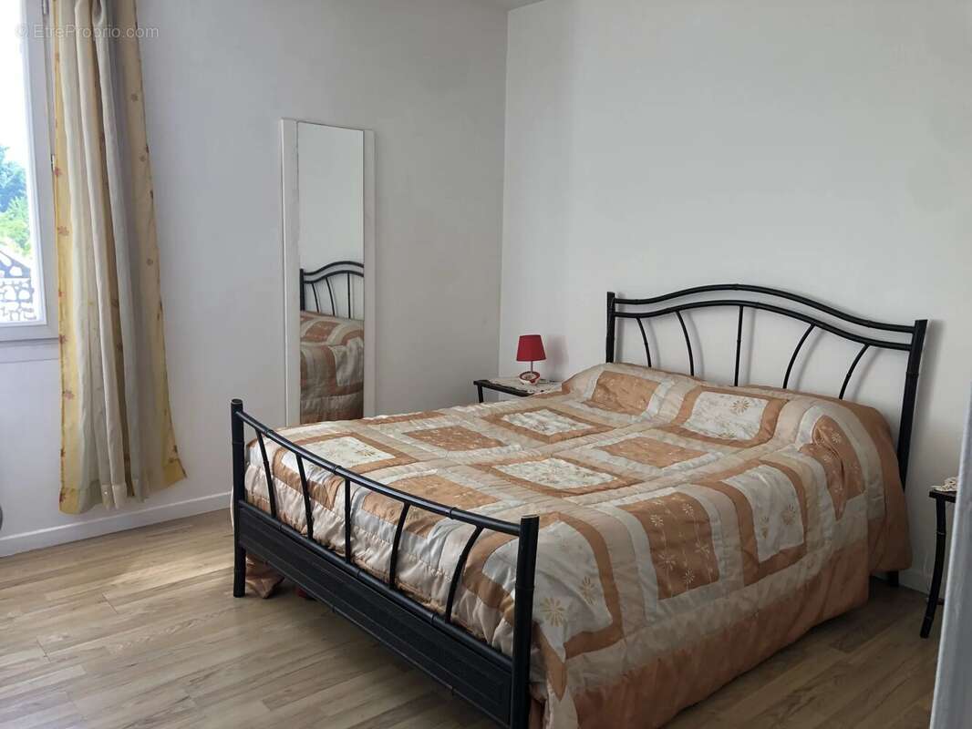 Maison à BAZOCHES-SUR-LE-BETZ