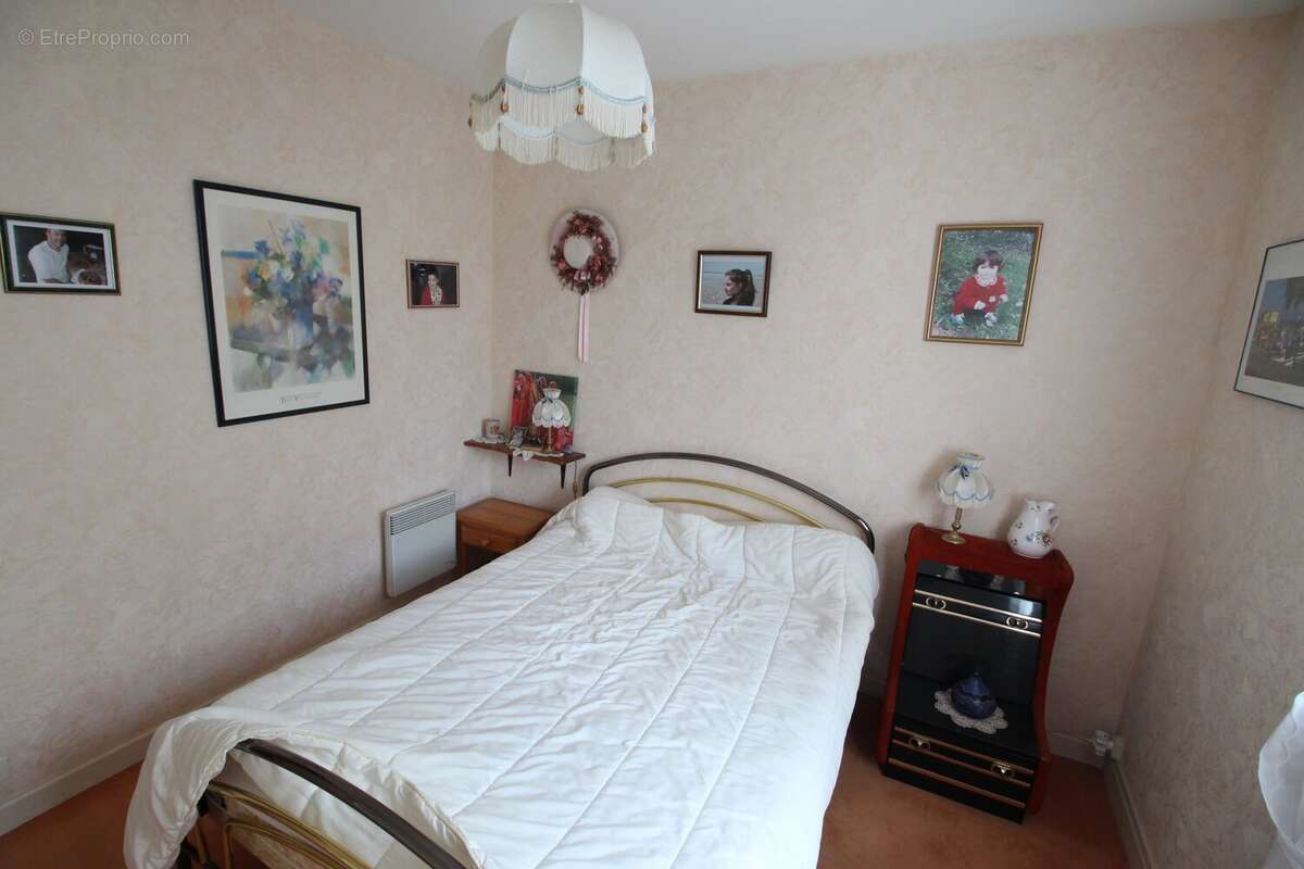 Maison à AUNAC