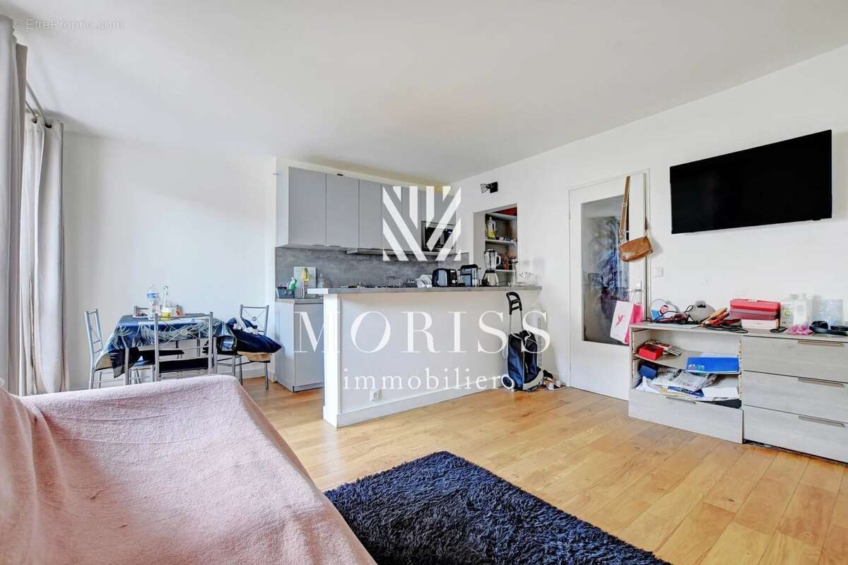 Appartement à PARIS-18E