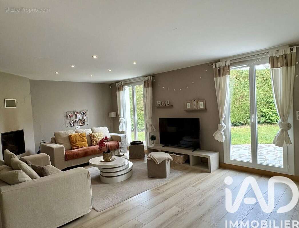 Photo 2 - Maison à MAROLLES-EN-BRIE