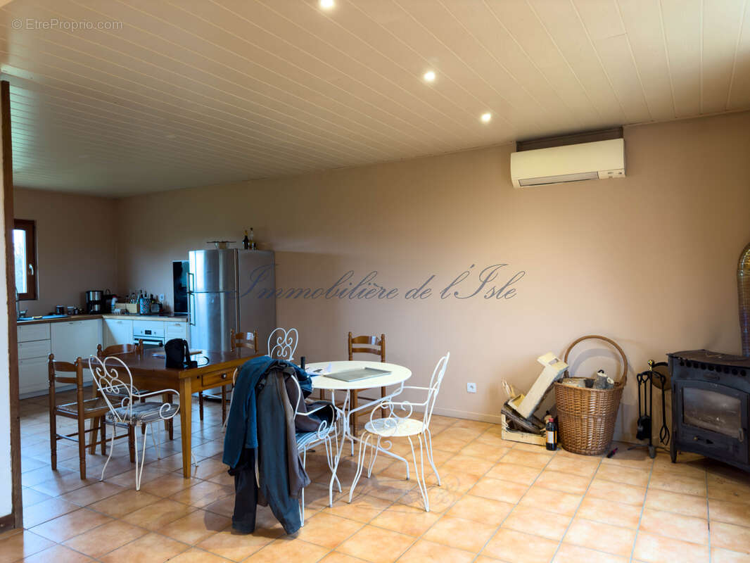 Maison à SAINT-MICHEL-DE-DOUBLE