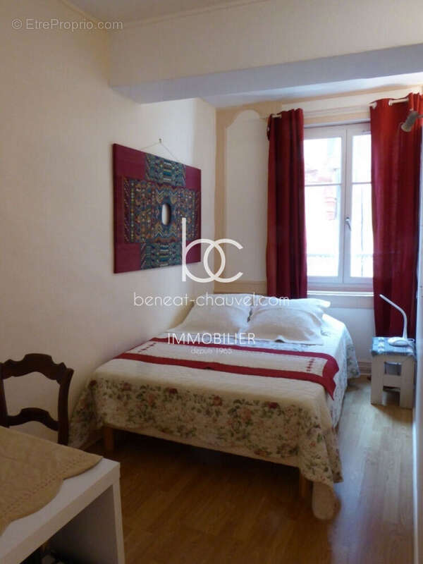 Appartement Vannes 1 pièce(s) 34 m2 INTRAMUROS avec coin nuit séparé - photo 5