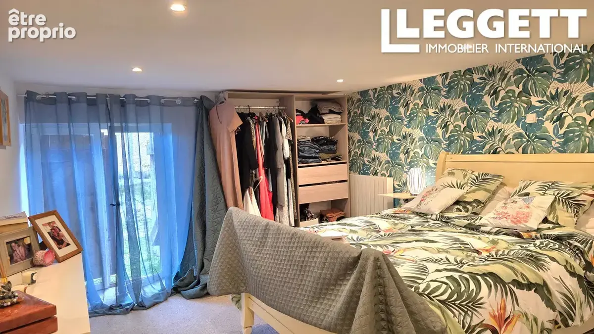 Charmante maison en pierre avec 3 chambres, 2 salles de bains, grange attenante et jardin, à 2 km de Lesterps - photo 7