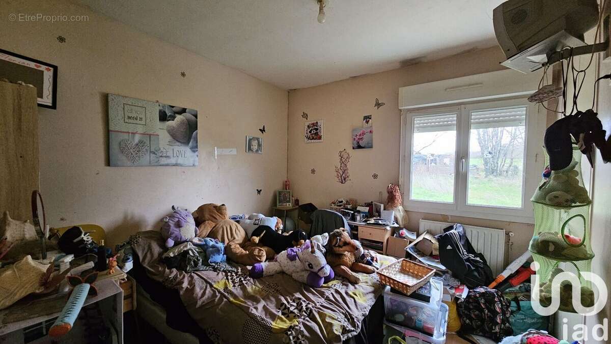 Photo 6 - Maison à LES ADJOTS