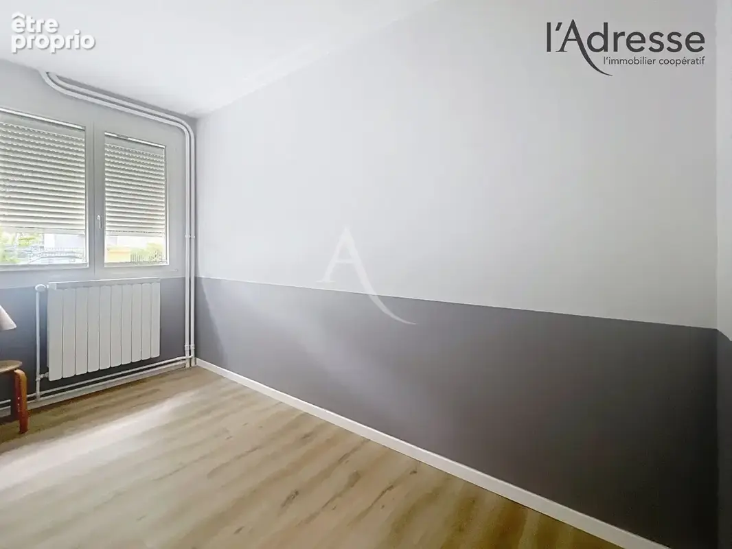 Appartement 2/3 pièces -  49 m² - Rueil-Malmaison (Boulevard National) - parking - cave - photo 4