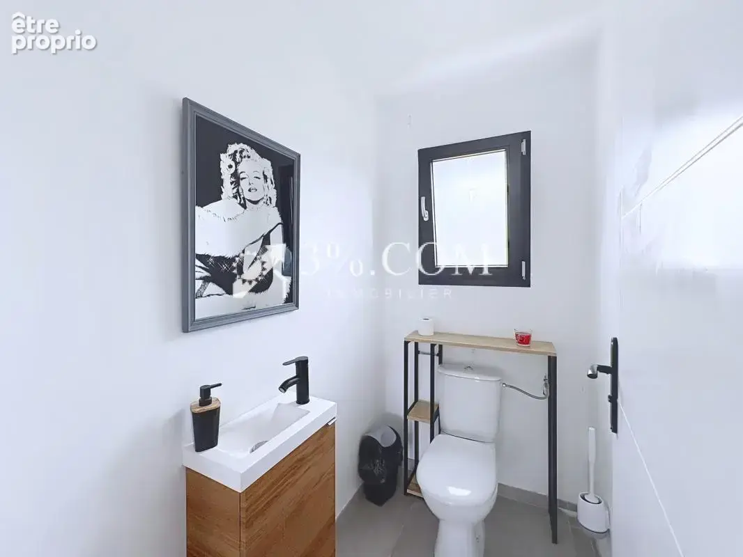 Belle maison contemporaine 6 pièces de 148 m2 avec piscine - photo 21