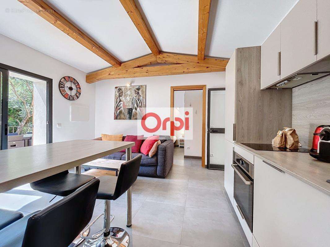 Maison à PORTO-VECCHIO