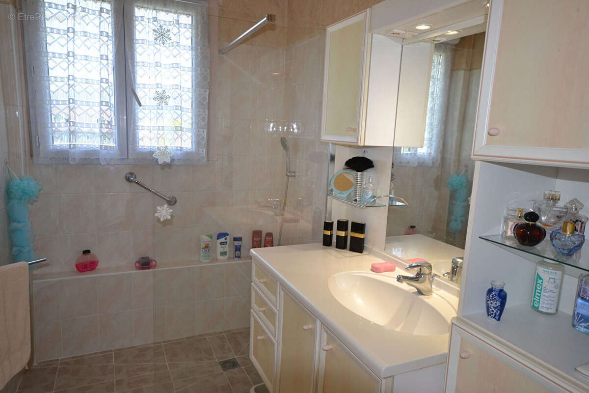 Maison à SAINT-JORIOZ