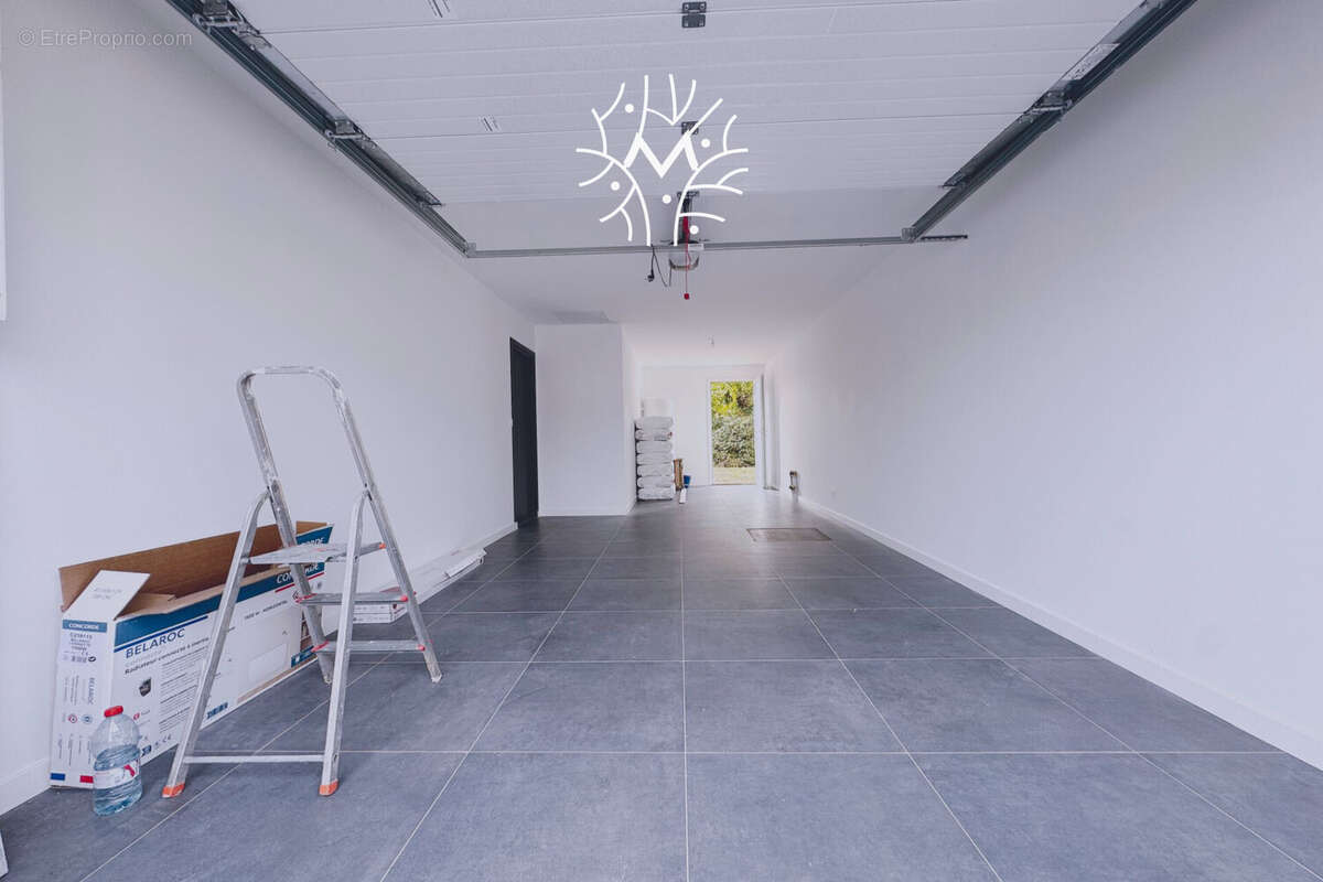 Maison à PRIX-LES-MEZIERES