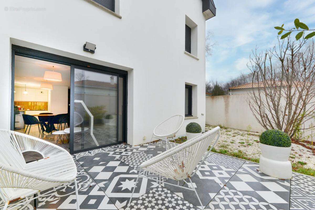 Maison à BASSE-GOULAINE