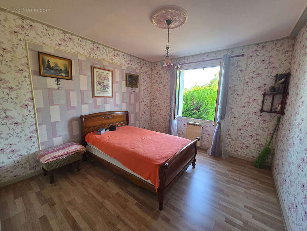 Maison Le Meriot 5 pièces 167 m2 sur un terrain de 1516 m² - photo 5