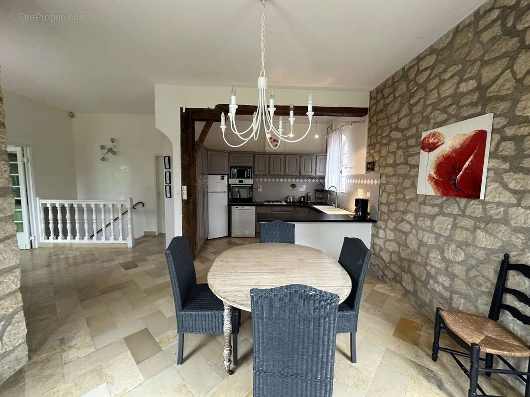 Maison à SAINTE-FOY-LA-GRANDE