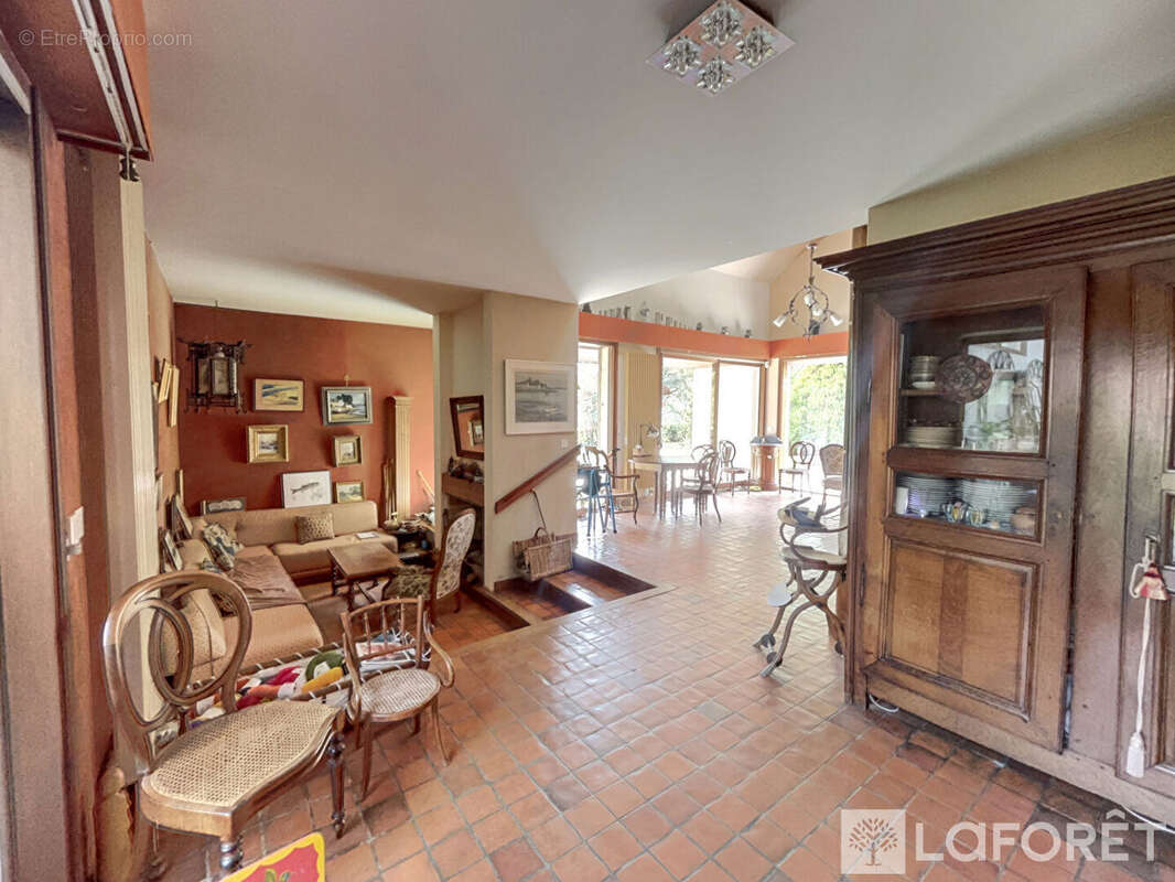 Maison à GIF-SUR-YVETTE