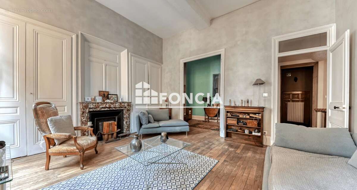 Appartement à LYON-1E