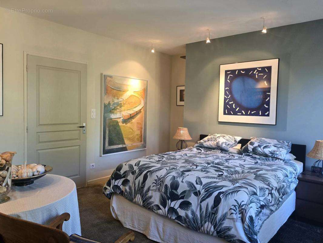 Maison à BOURG-DU-BOST