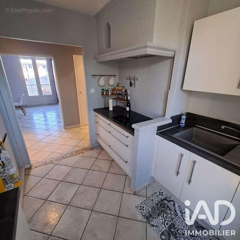 Appartement 78 m² à Annonay  - photo 6