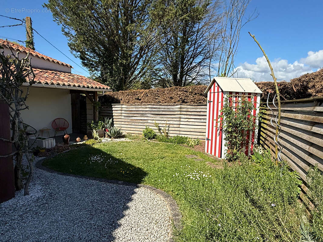 Maison à LUSSANT
