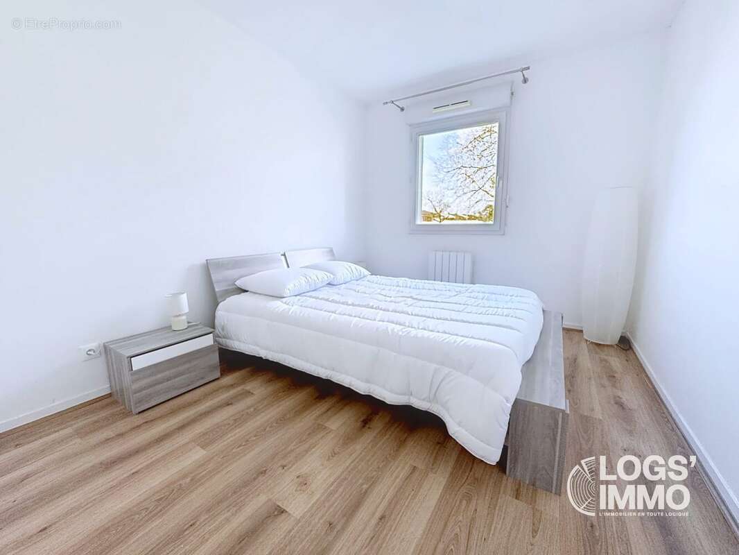 Appartement à VILLENAVE-D'ORNON