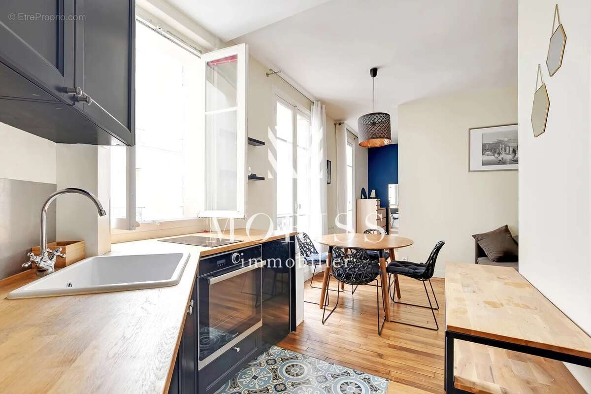 Appartement à PARIS-18E