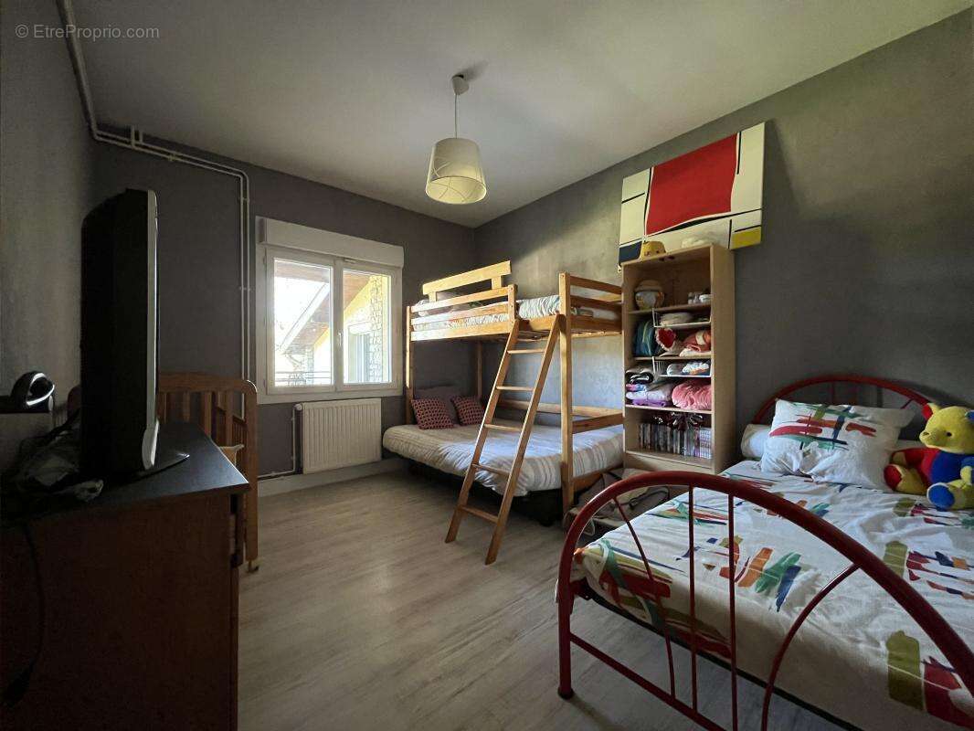 Maison à NOTRE-DAME-DE-L'OSIER