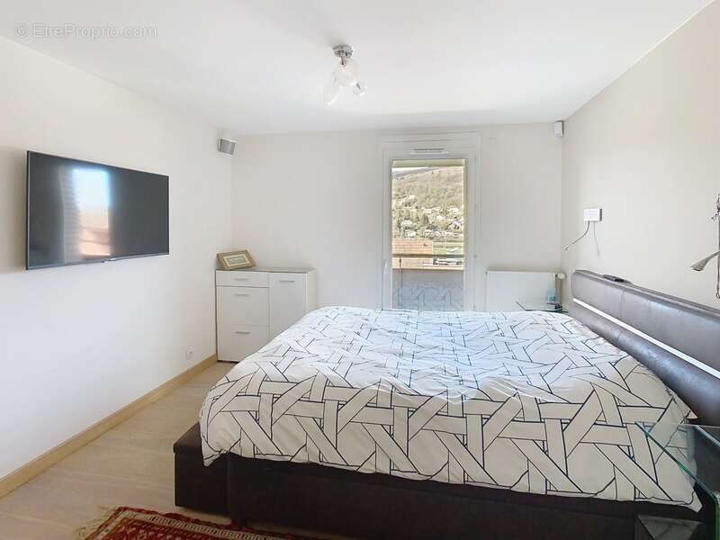 Appartement à vendre 5 pièces Attique à VETRAZ MONTHOUX (74) - photo 11