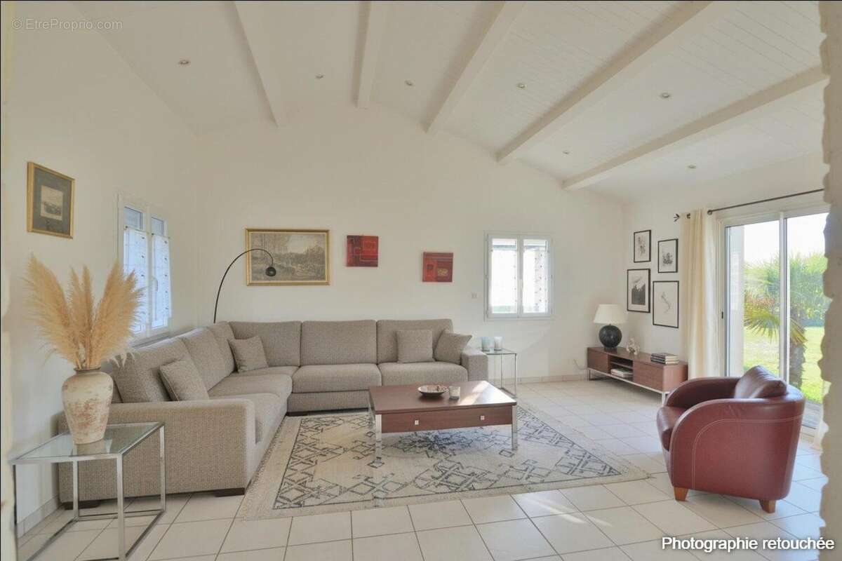 Photo 5 - Maison à POIROUX