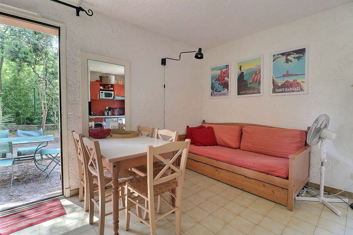 Appartement à SAINT-RAPHAEL