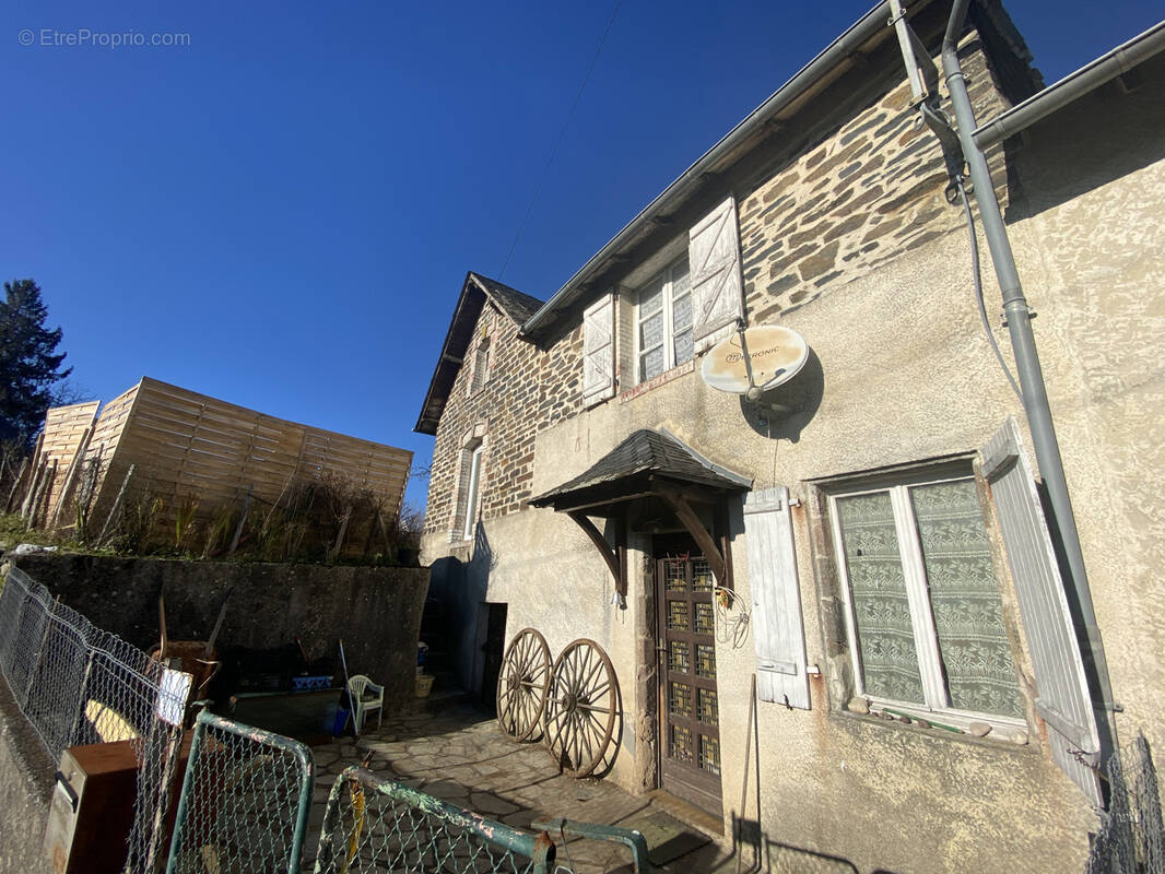 Maison à SAINTE-FEREOLE