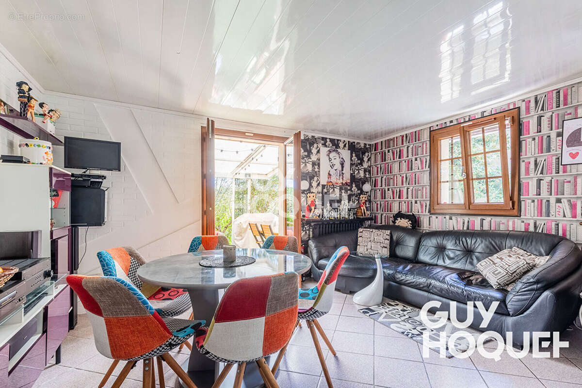 Maison à ATHIS-MONS