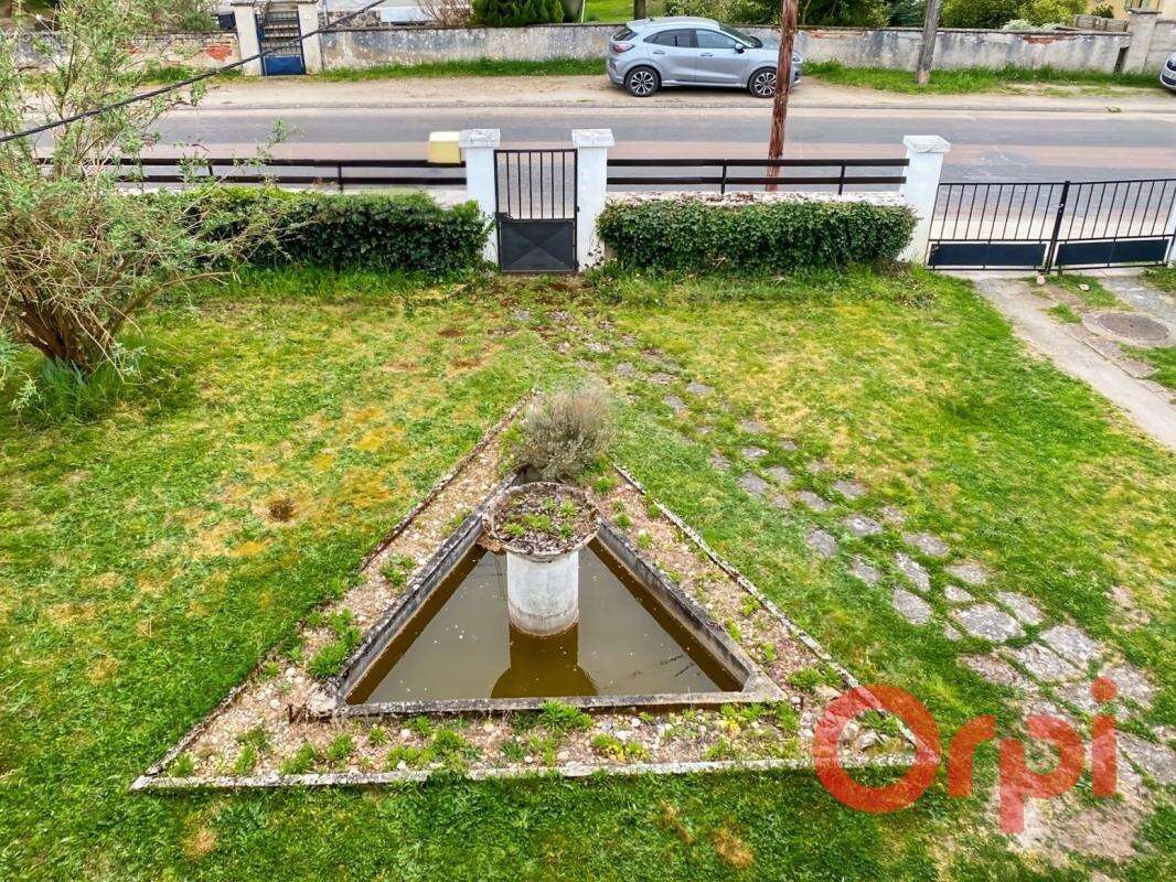 Maison à LA GUERCHE-SUR-L'AUBOIS