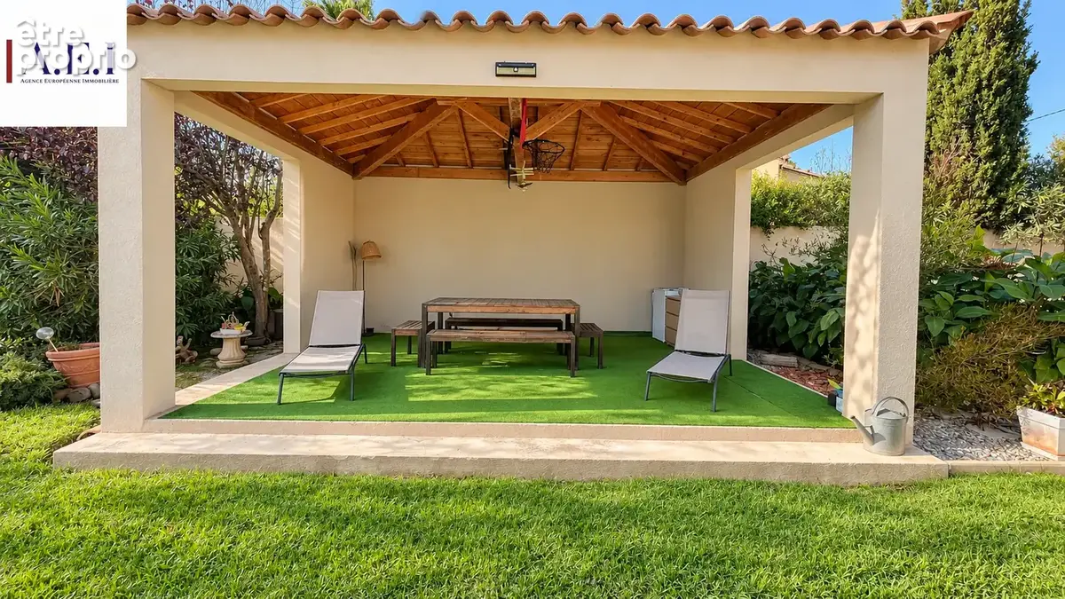 La Seyne sur mer - Fabrégas - Villa de plain-pied avec piscine & garage - photo 25