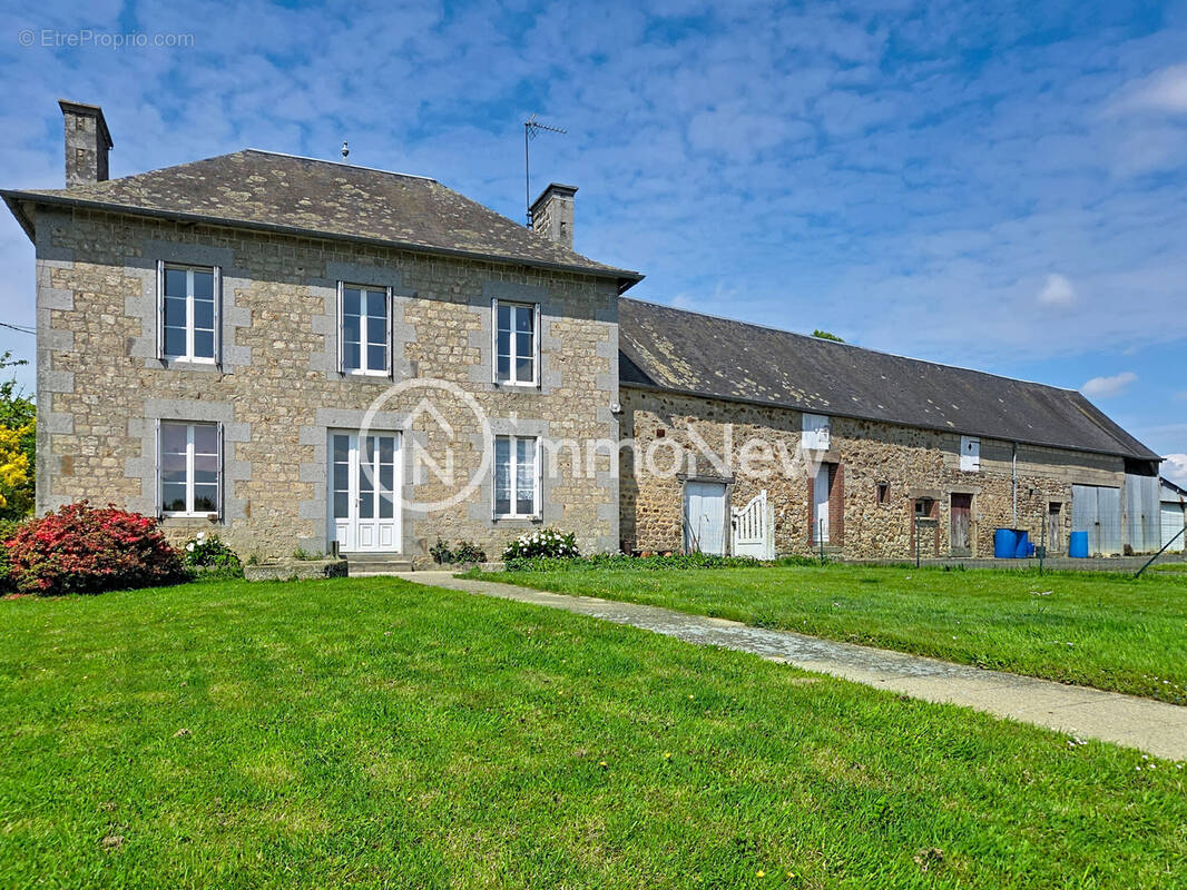 Maison à BESLON