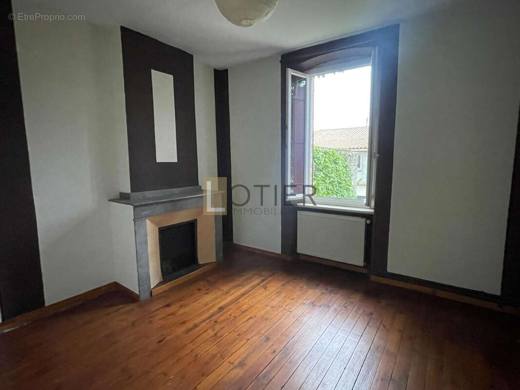 Appartement à CAPENDU