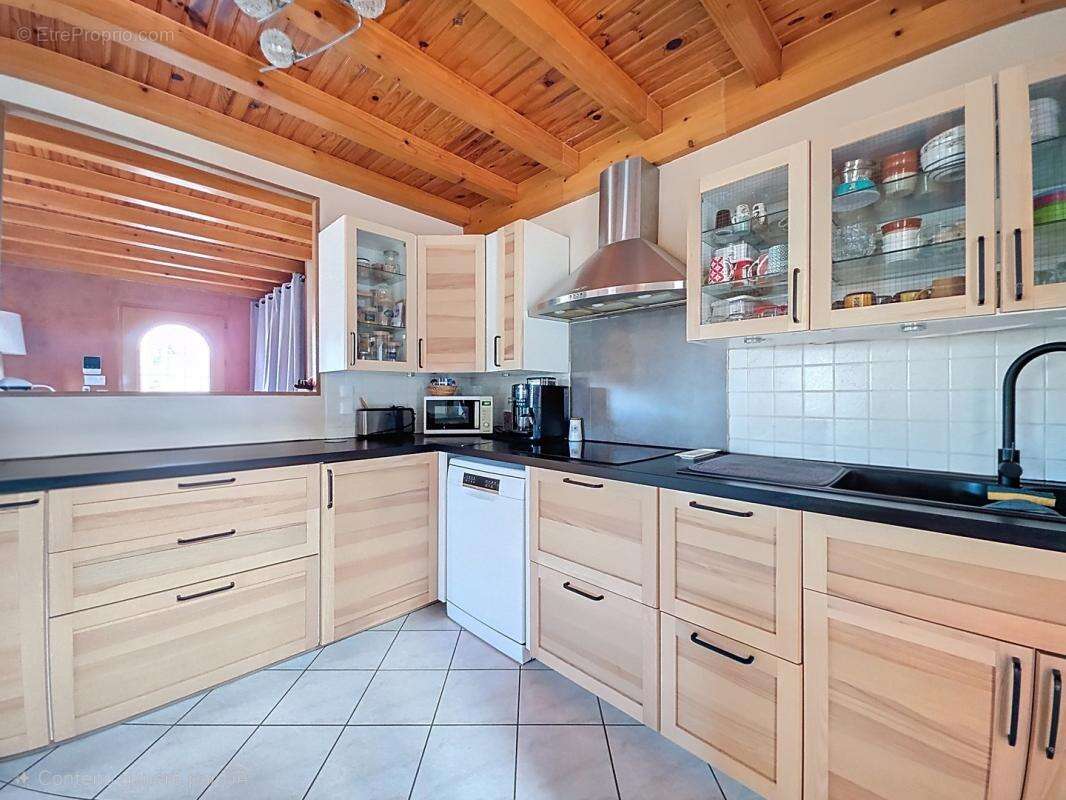 Maison à OYTIER-SAINT-OBLAS