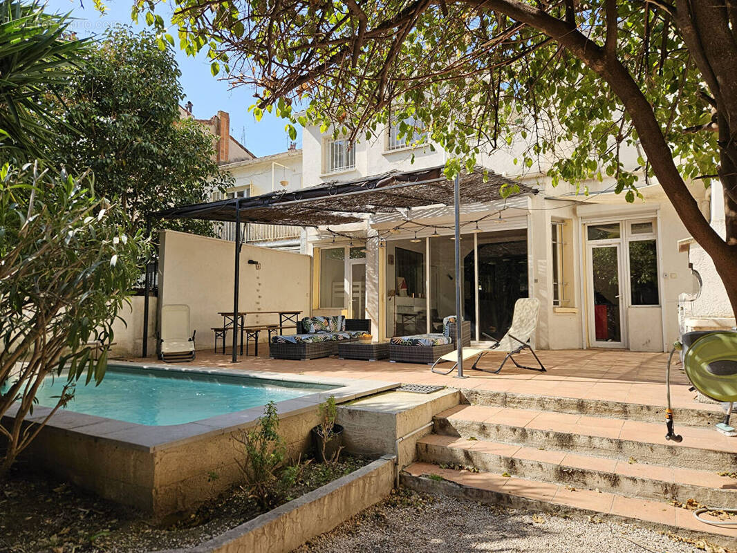 Maison à MARSEILLE-4E