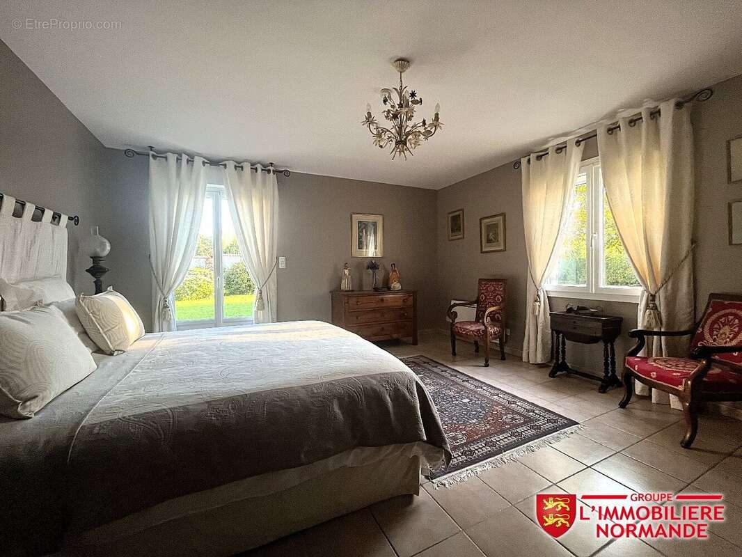 Maison familiale 180m² - 8 pièces - 5 chambres - photo 8