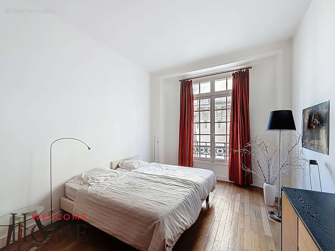 Appartement à PARIS-6E