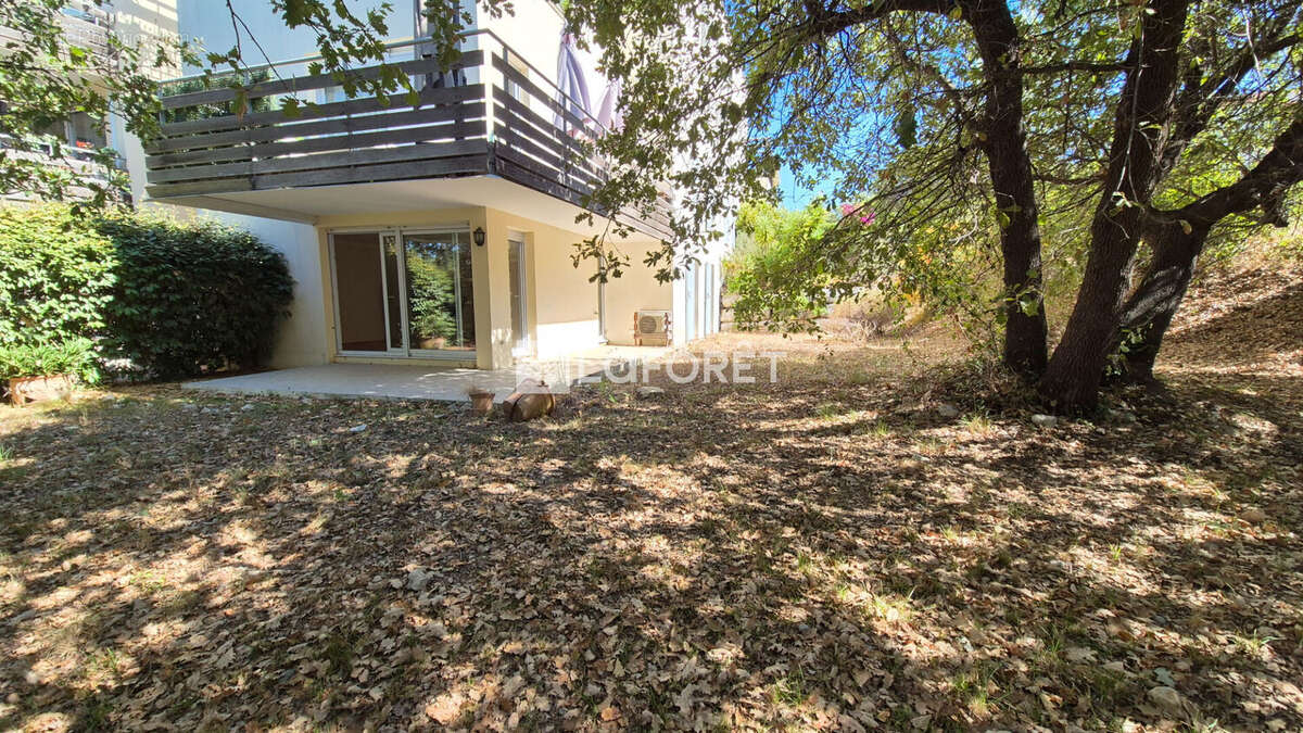 Appartement à VALBONNE