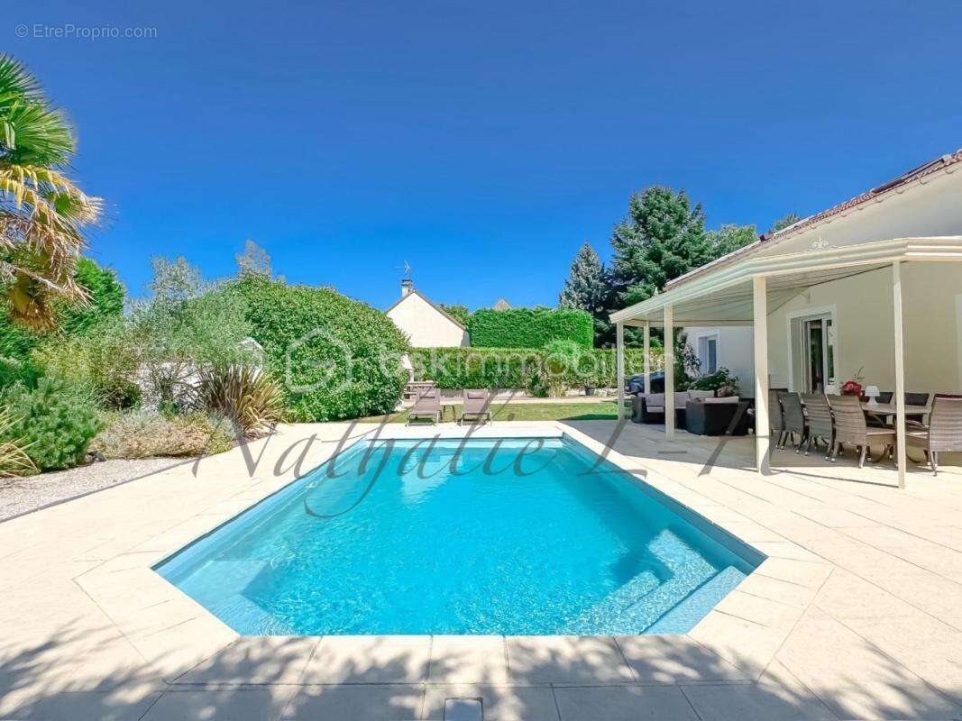 Superbe ! Pavillon de 224 m² avec piscine chauffée et studio indépendant - photo 4