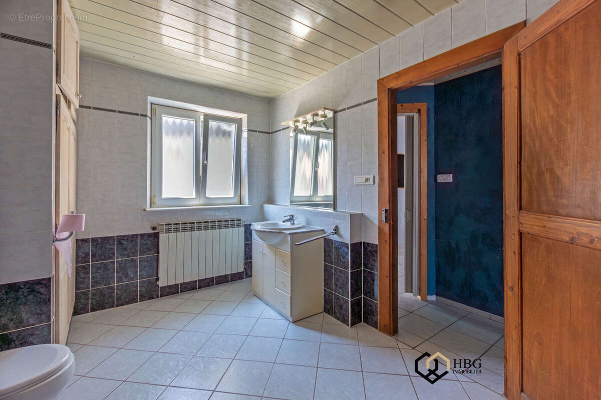 Vente Appartement T4   106 m2   Betschdorf - photo 9