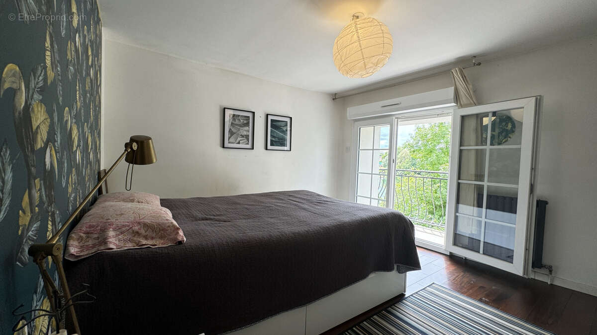 Maison à SAINT-PIERRE-DU-PERRAY