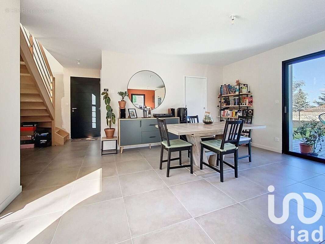 Photo 4 - Maison à BRIGNAIS