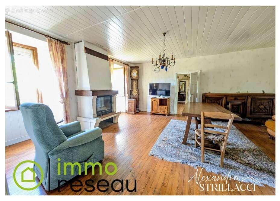 Maison 156 m² à Thicourt  - photo 6