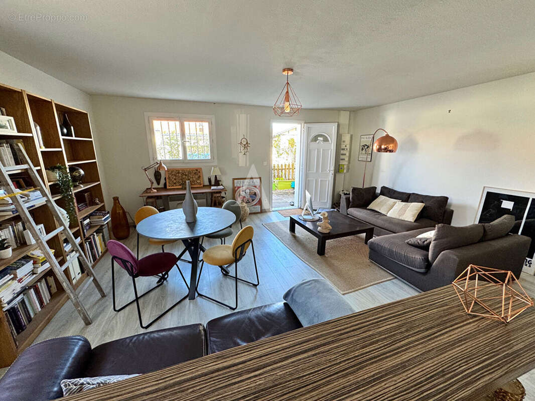 Appartement à URRUGNE