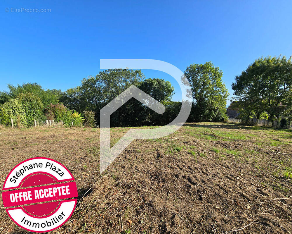 Terrain à ARTHEZ-DE-BEARN