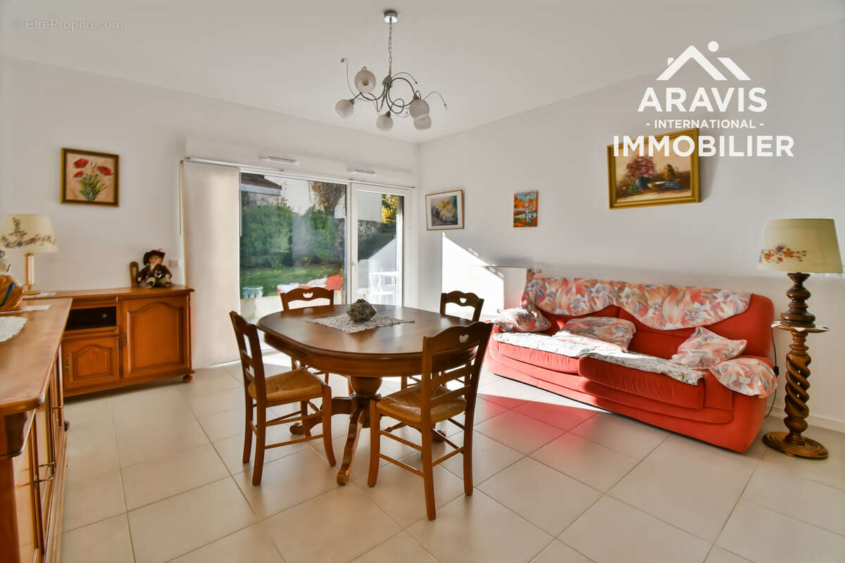 Appartement à SEYTHENEX